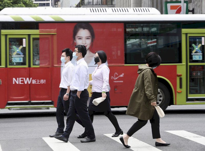 企業僱用青年 勞動部最高補助9個月共10.8萬元