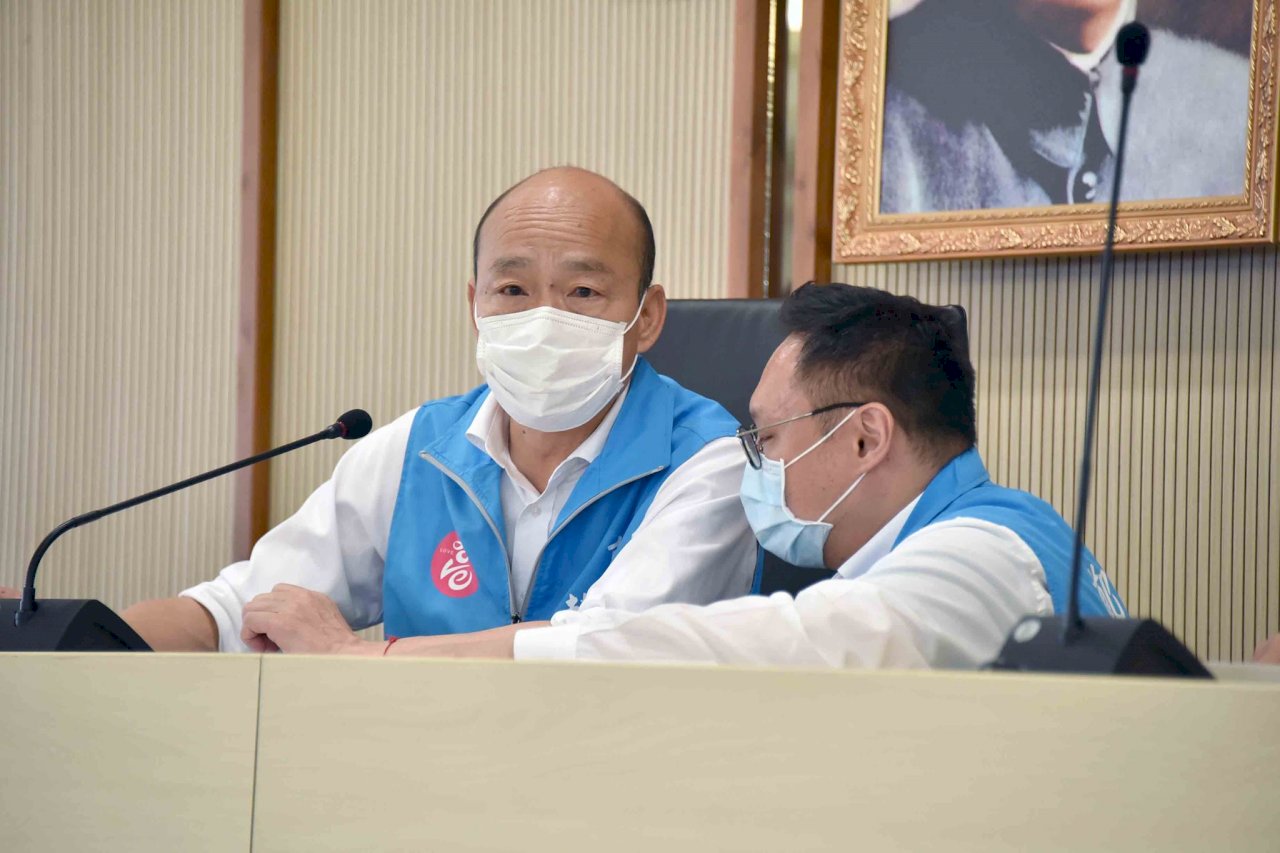 敦睦官兵207人配合疫調 高雄再公布5處確診者足跡