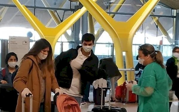 憂疫情蔓延 阿根廷：9月前停售商業客機機票