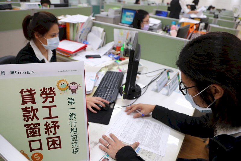 萬元擴大紓困  勞動部：已核撥109萬多人