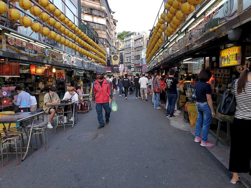基隆廟口人流管制取消 市府：朝正常生活努力