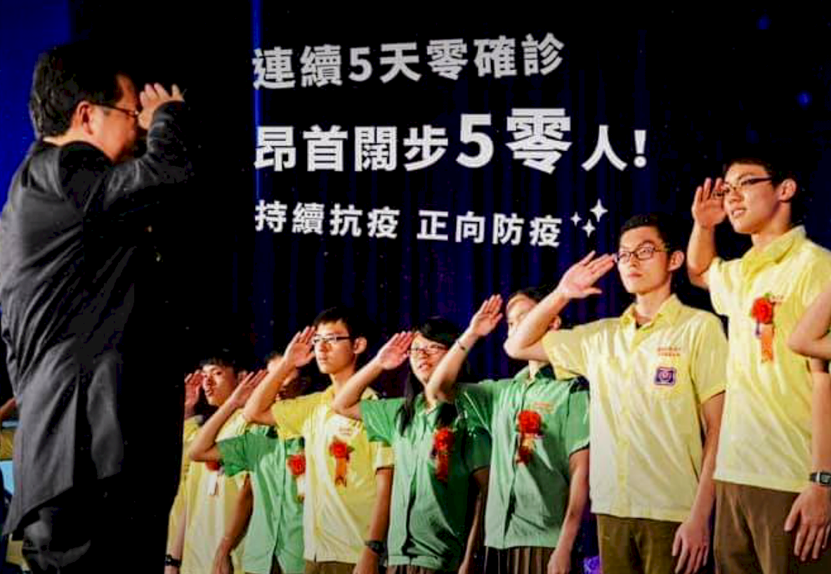 慶祝5天0確診 「武陵」高中今提早50分放學