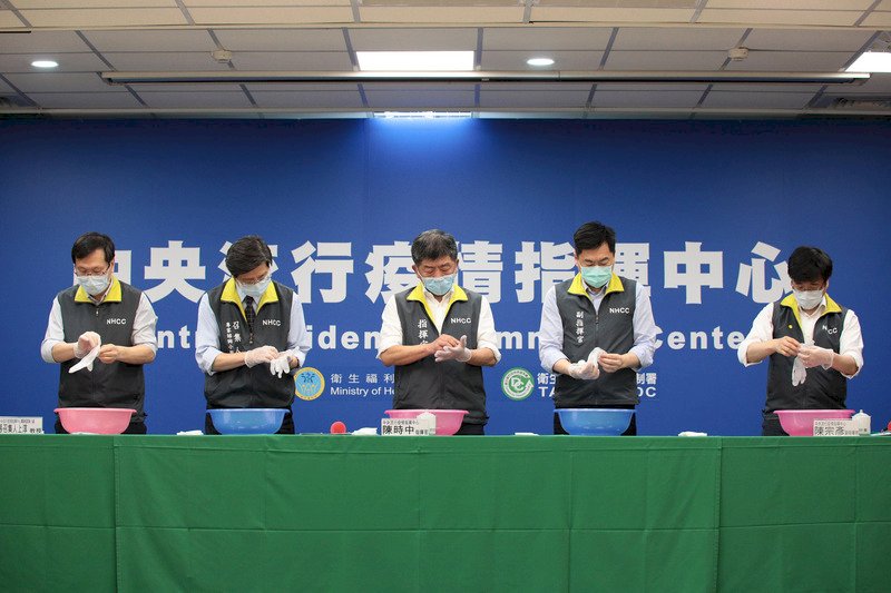 世界手部衛生日 「防疫五月天」示範如何正確洗手