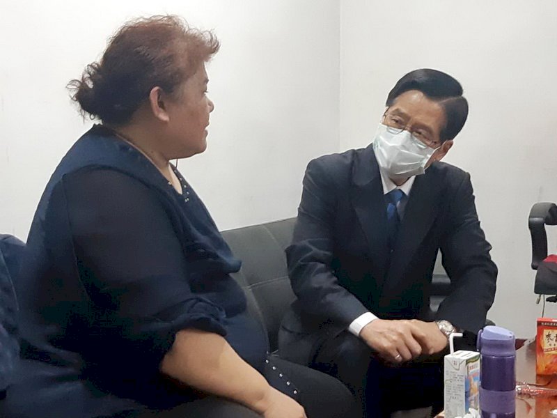 向黃中尉家屬致歉 嚴德發：查明真相絕不隱瞞
