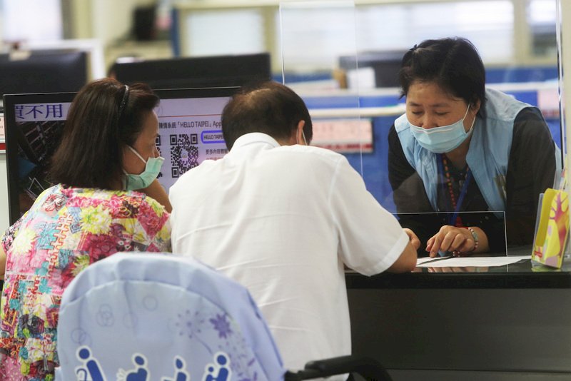 立院三讀公務人員任用法 增加用人彈性完備初任試用制度