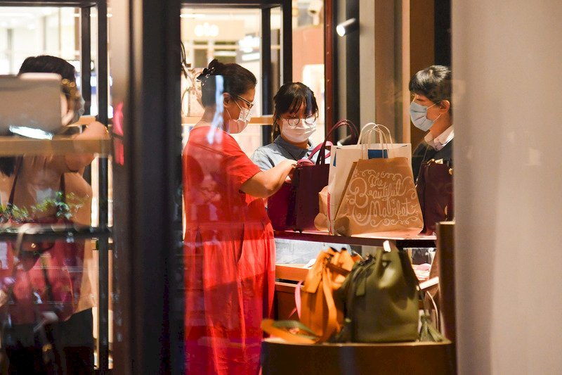 國泰金調查 台灣疫情續穩定民眾大額消費意願復甦