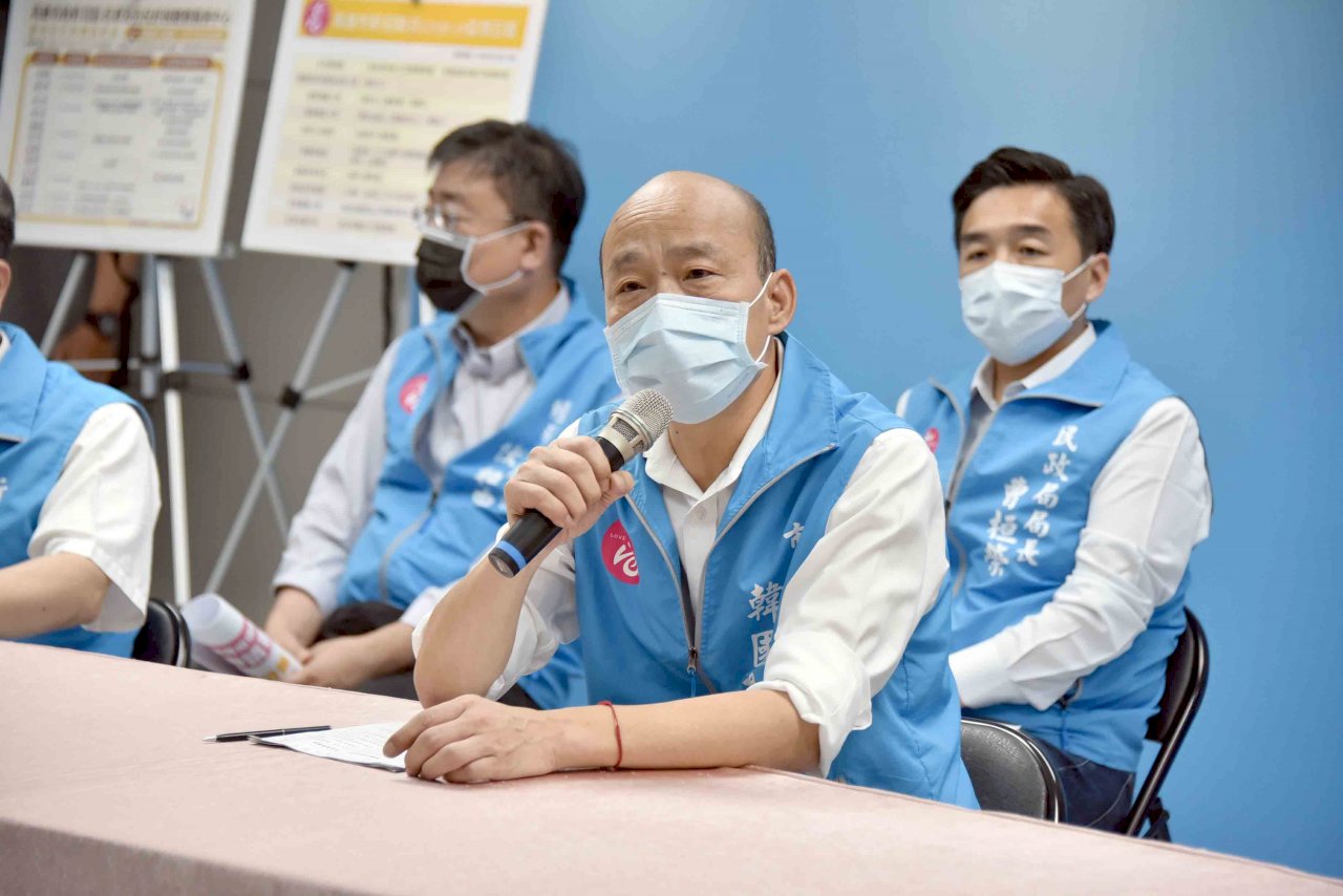 高市府推「紓困專車」 前進各市場向民眾說明