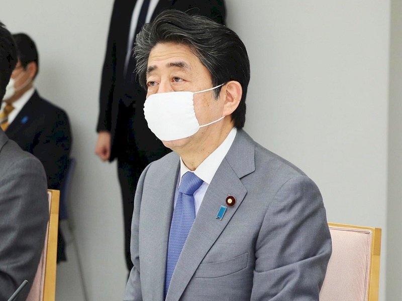 疫情致經濟萎縮創紀錄 安倍經濟學效益化為烏有