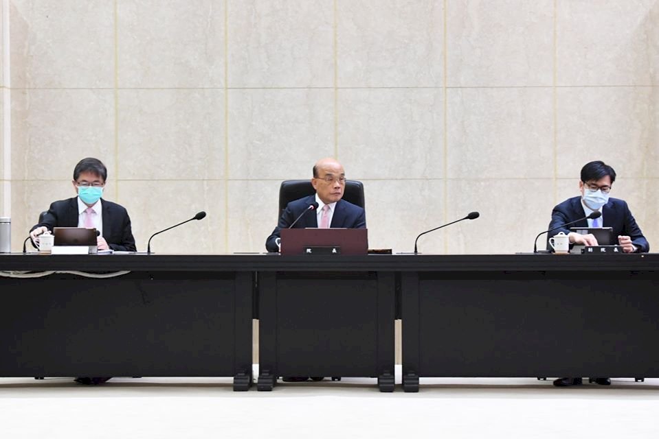 蘇揆：紓困超過800萬人 振興準備上路