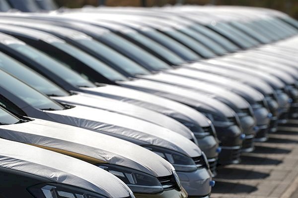 晶片荒和疫情衝擊 歐盟2021汽車銷量創新低
