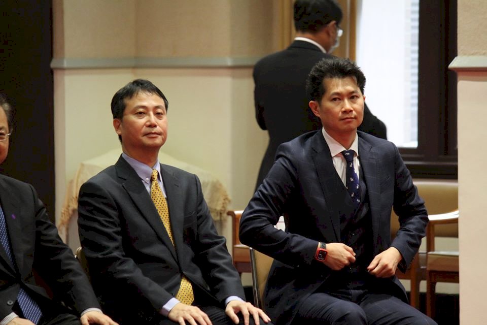 政委黃致達個人因素請辭獲准