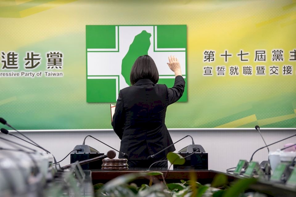 回任黨主席後下達三任務 蔡總統邀辣台派加入民進黨