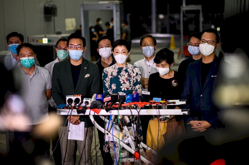 港媒：前立法會議員陳淑莊赴台定居