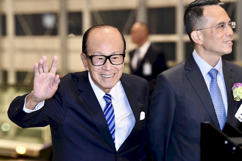 中國全面施壓奏效？港媒：長和暫緩出售海外港口計畫