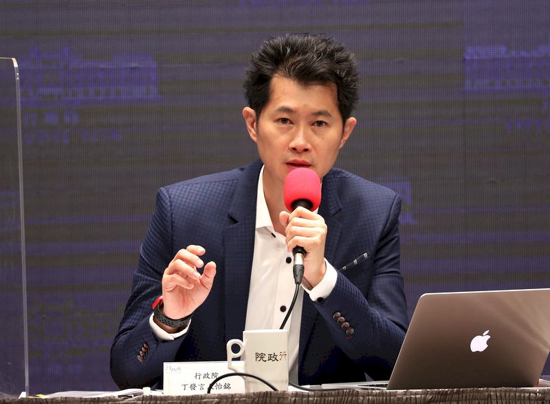 國民黨團再籲普發現金 政院：紓困三路併進已助千萬人