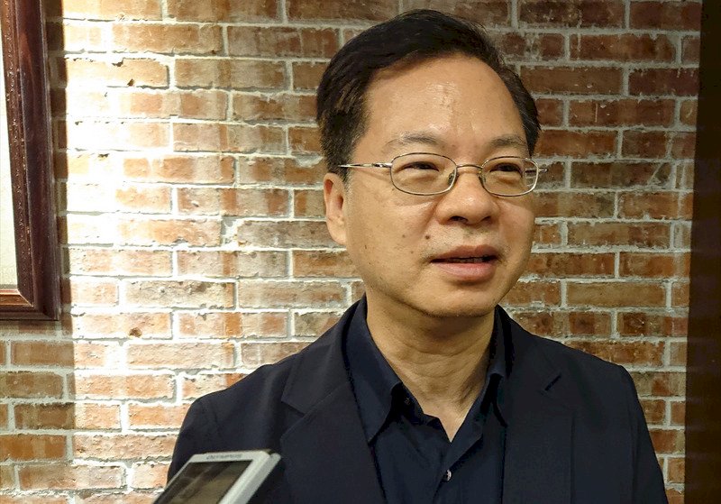 轉型國際人才中心 龔明鑫：如涉修法最快下會期提出