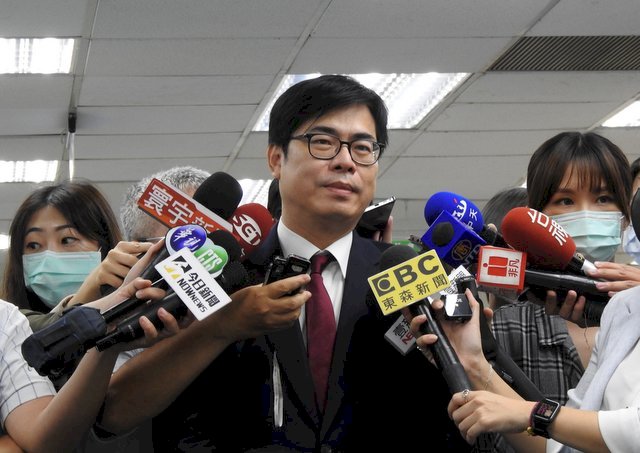 雙北停課 陳其邁：高雄市高中以下也可請防疫假