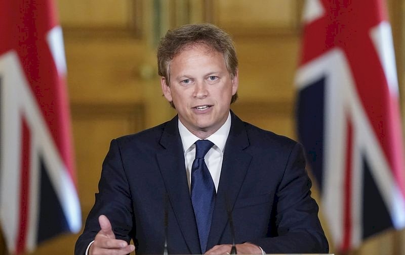 英國移除紅色名單最後7國 結束入境強制隔離