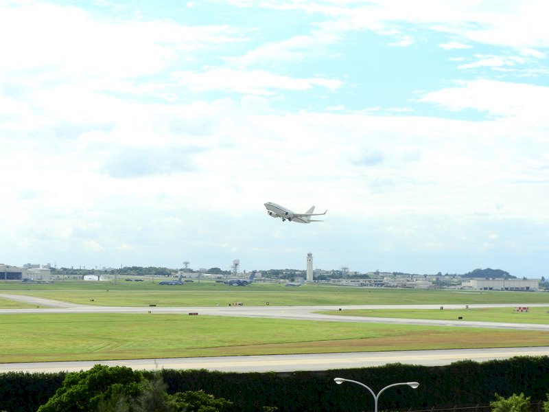 美軍C-40A運輸機飛越台灣領空 國防部充分掌握