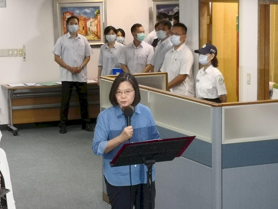 宜蘭縣長邀登釣魚台掛牌護主權 總統：依情勢審慎處理