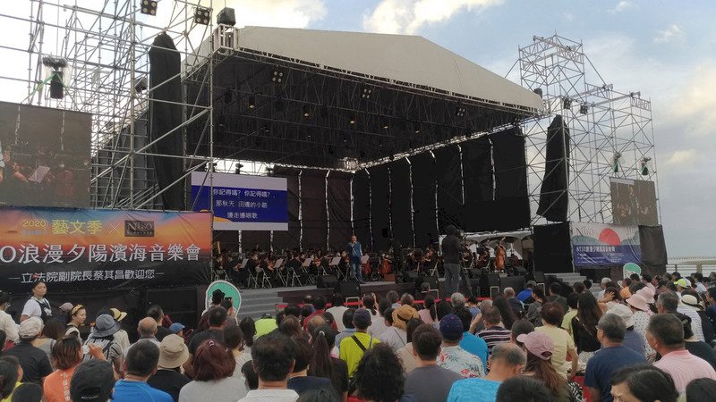 國台交高美濕地音樂會 疫情後首場戶外演出