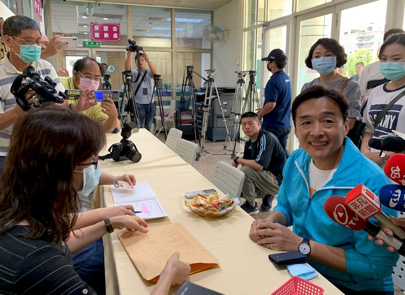 韓市府團隊曹桓榮欲參與高市長補選 稱未與韓國瑜討論