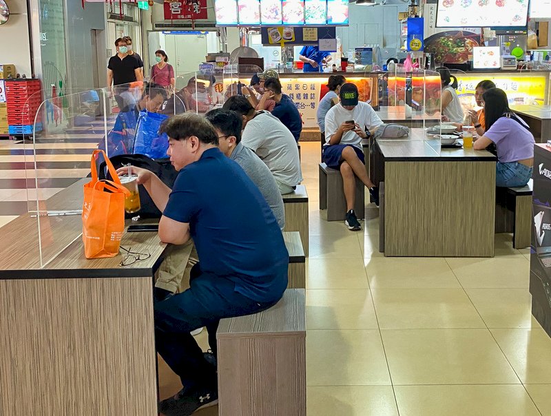 邊境管制持續　餐飲業全年營收恐難逃衰退命運