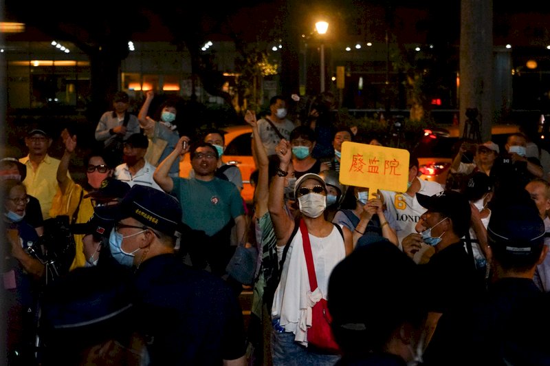 國民黨佔據立院議場  政院籲理性、民進黨譴責