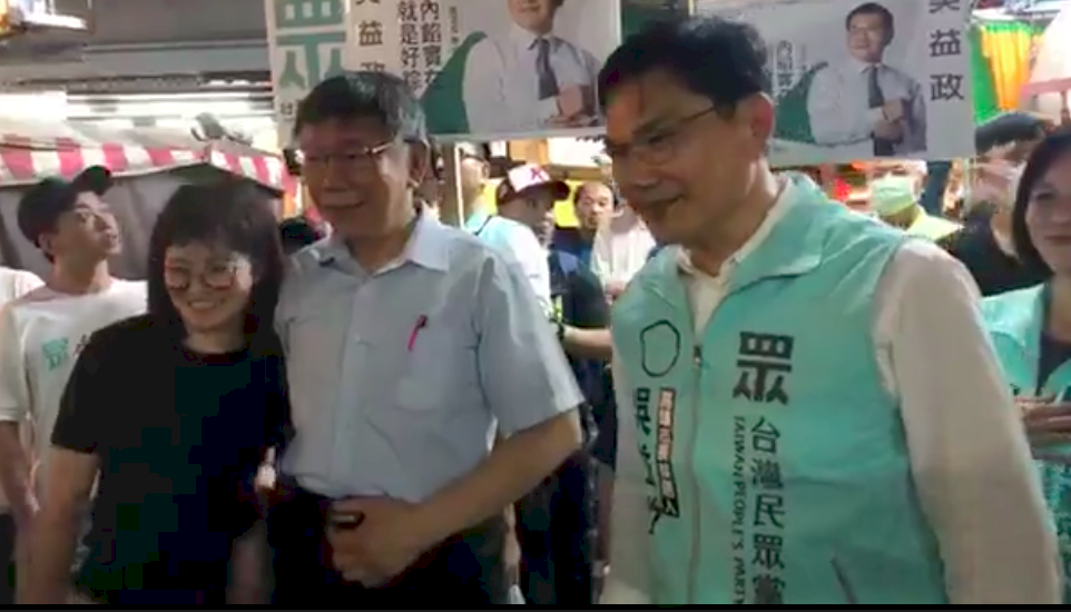 柯文哲高雄輔選 吳益政盼助傳統業提升附加價值