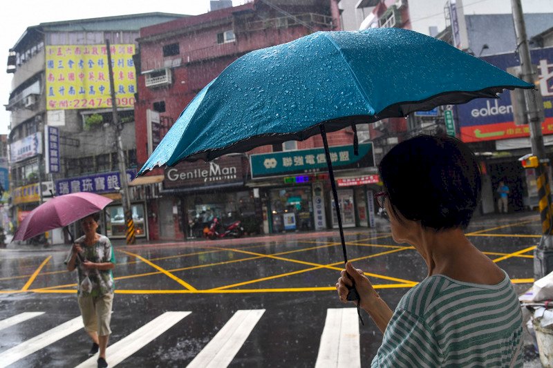 鋒面接近  新竹至台中今晚防大雨