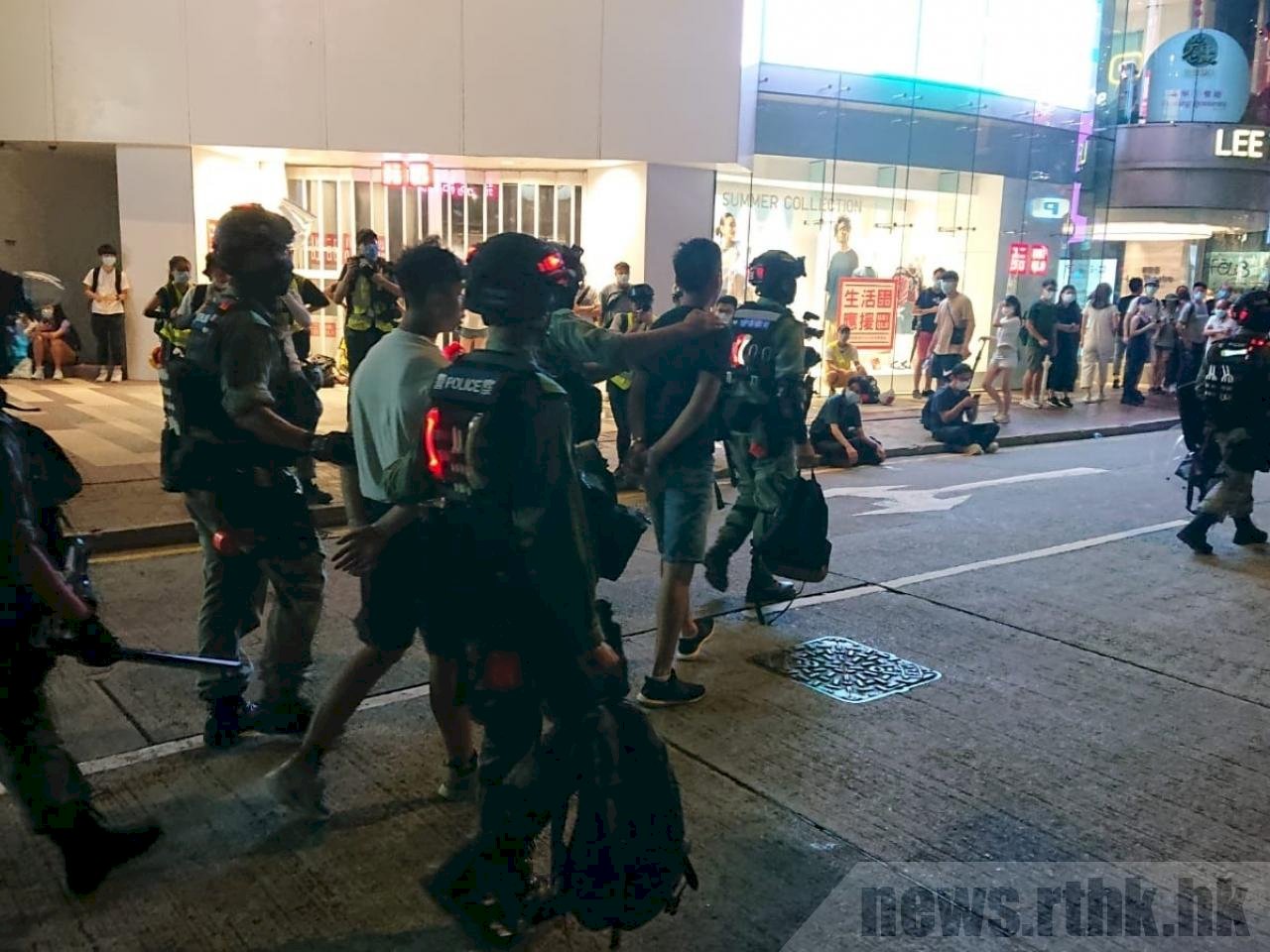 7/1香港警方逮捕300多人　9人涉違反港區國安法