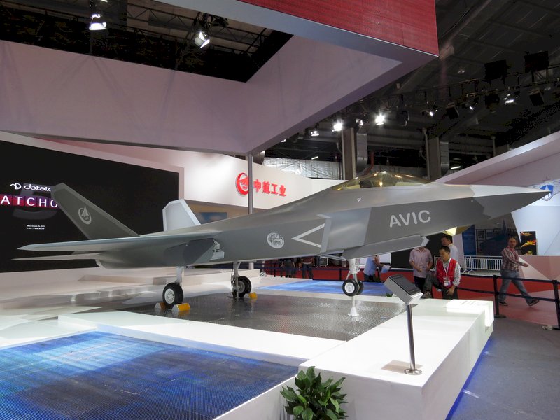 官方露玄機 港媒研判艦載版FC-31戰機有譜