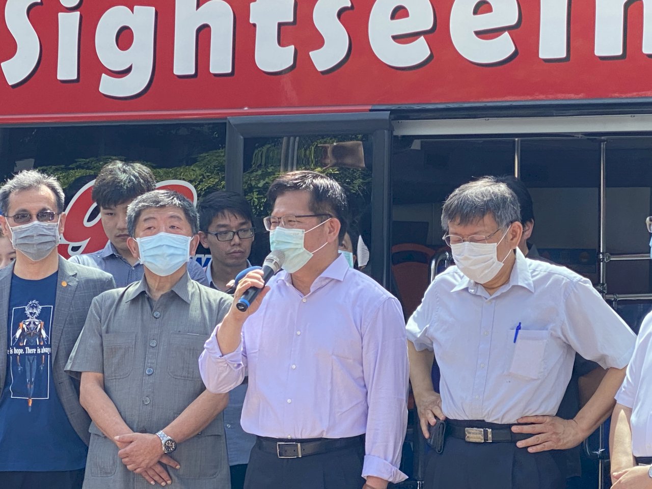 旅行業掀倒閉潮？ 林佳龍鬆口：尊重市場機制、維持產業秩序