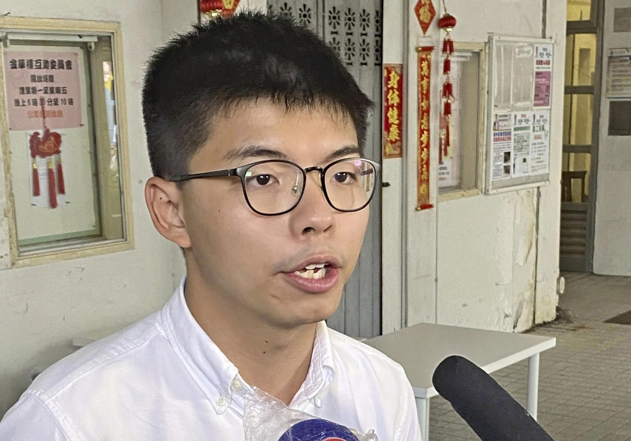 解散香港眾志 黃之鋒：成員有被捕風險