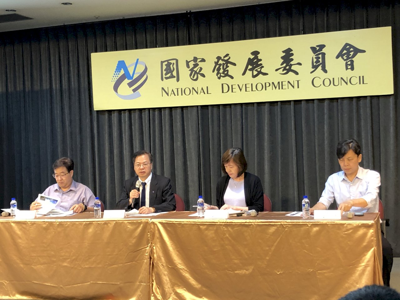 明年度重大公建預算 國發會通過1,415億元