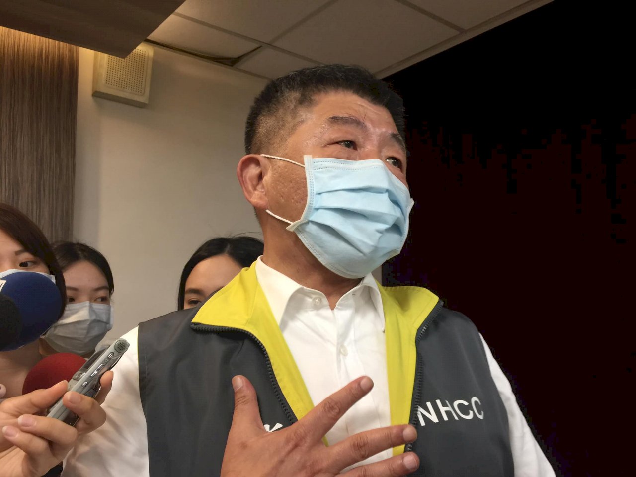 境外3天取檢驗證明有難度  陳時中：研議改入境採檢