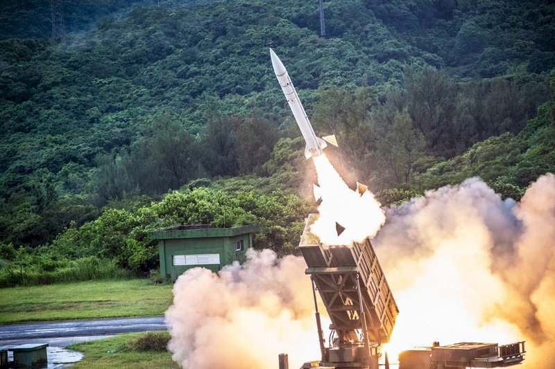 共軍2間諜船趁漢光演習情蒐  錦江級艦前往干擾反制