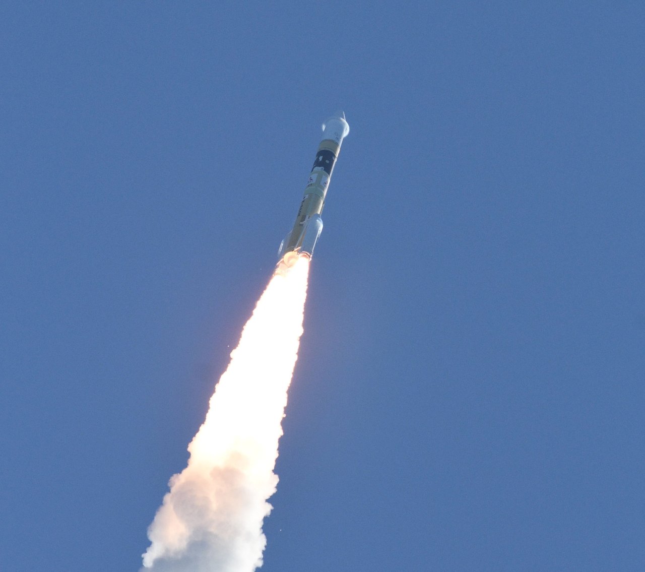 阿聯火星探測器升空 盼喚起伊斯蘭黃金時代