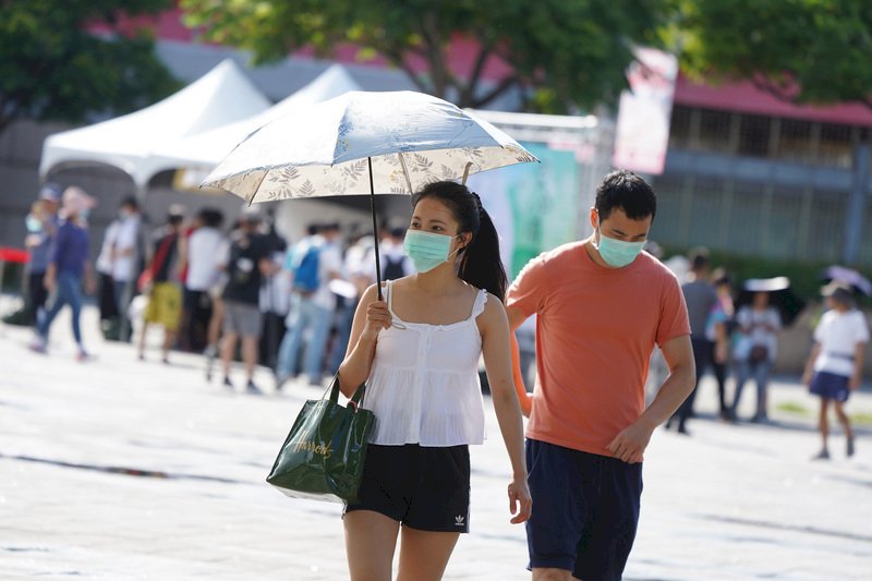 73年來最熱單月 7月均溫30.2度創紀錄