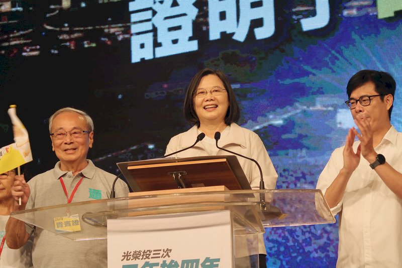 高巿長補選／蔡總統首次為陳其邁站台 李眉蓁酸國家隊助選