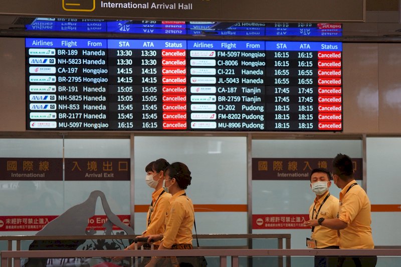 颱風璨樹來襲 海空運輸停航多