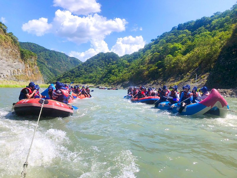 立院三讀旅遊水域業者投保強制責任險 提供旅客最低保障