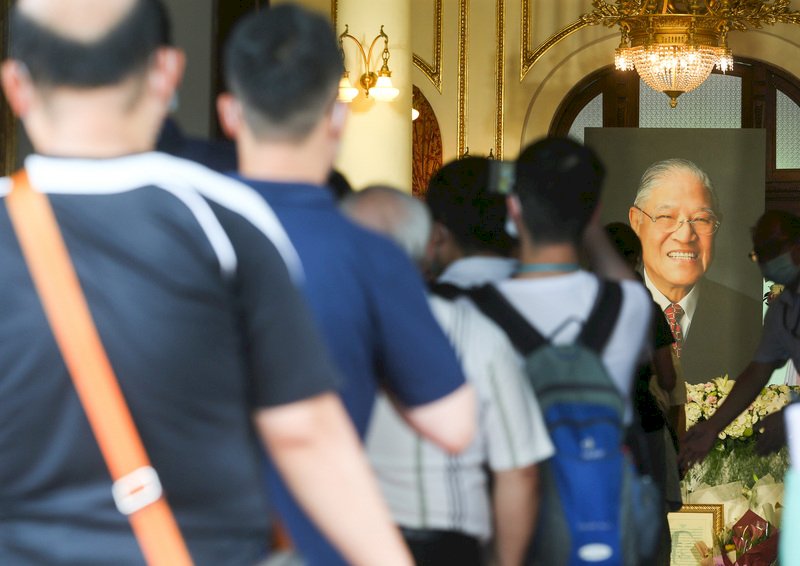 緬懷李登輝 外交部：14台灣駐外館設追思處