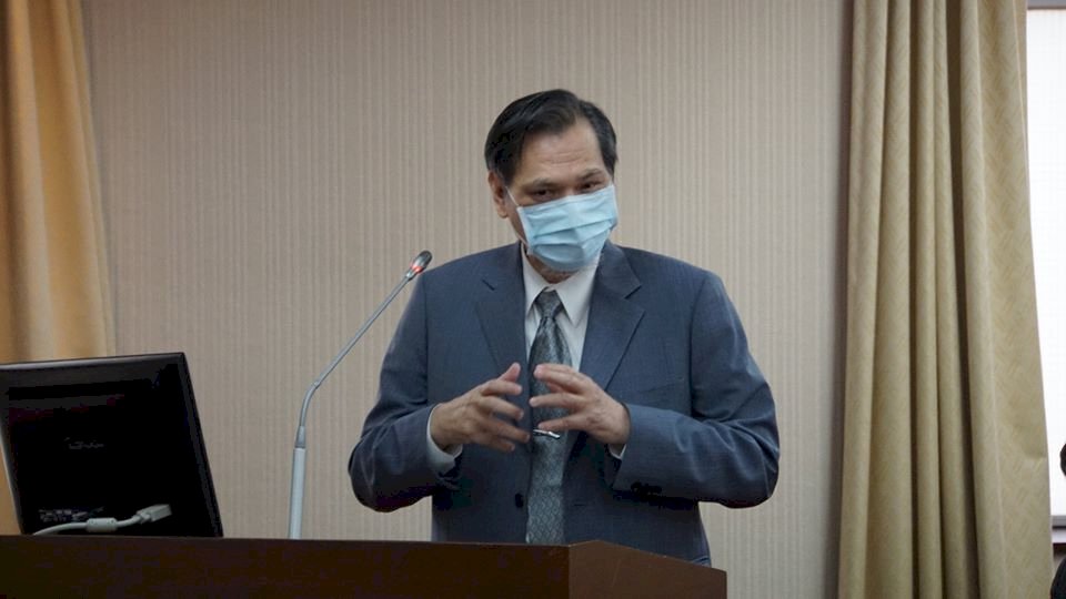 境外生來台政策急轉彎 陳明通：只是暫緩沒有不放