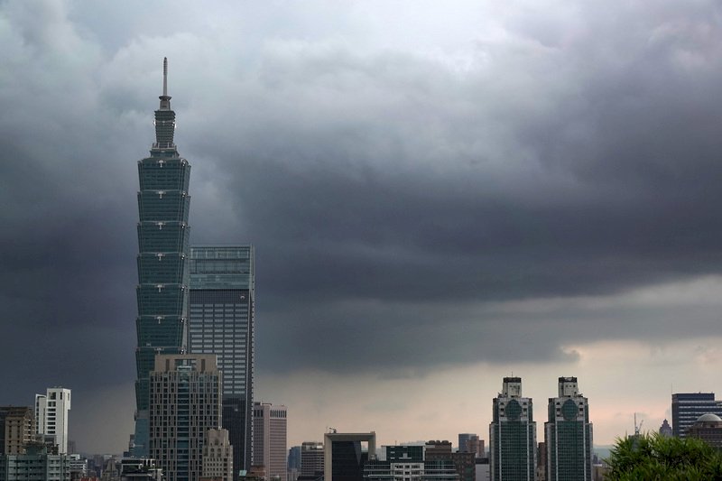 「米克拉」進逼澎湖、金門 午夜後嚴防強風豪雨