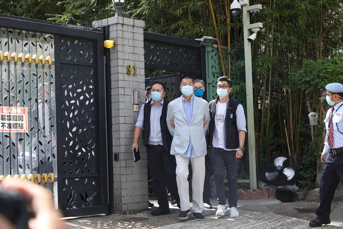 港警持續大拘捕 黎智英等9人被逮