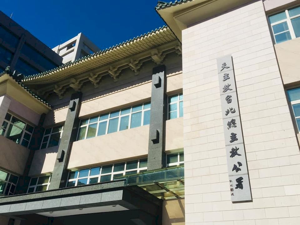配合政府防疫 宗教界宣布暫停室內集會