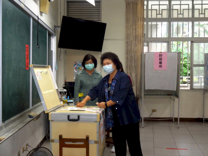 回高雄投票 陳菊：盡高雄人責任