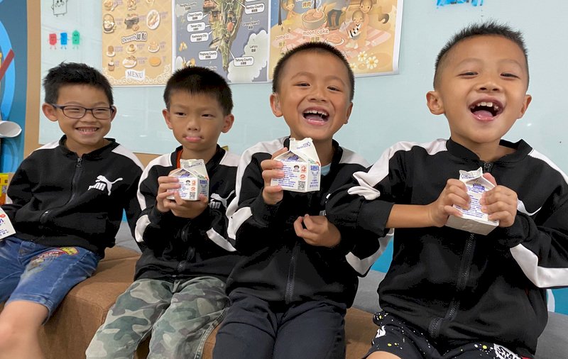 班班有鮮乳陸續送達 豆漿將於決標後開放訂購