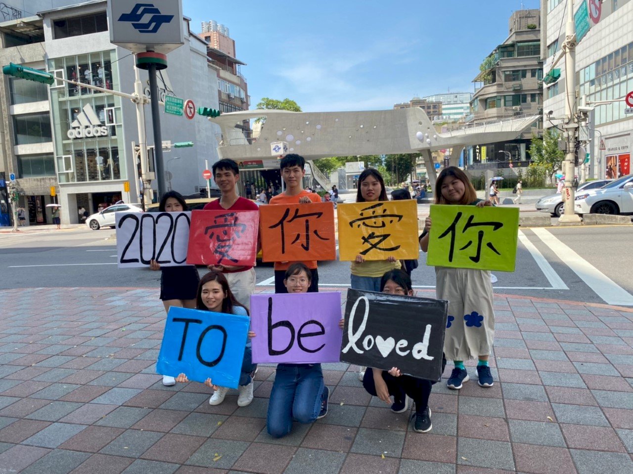 HIV新感族群年輕化  紅絲帶籲戴套不忘篩檢